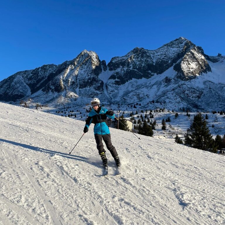 student skiing